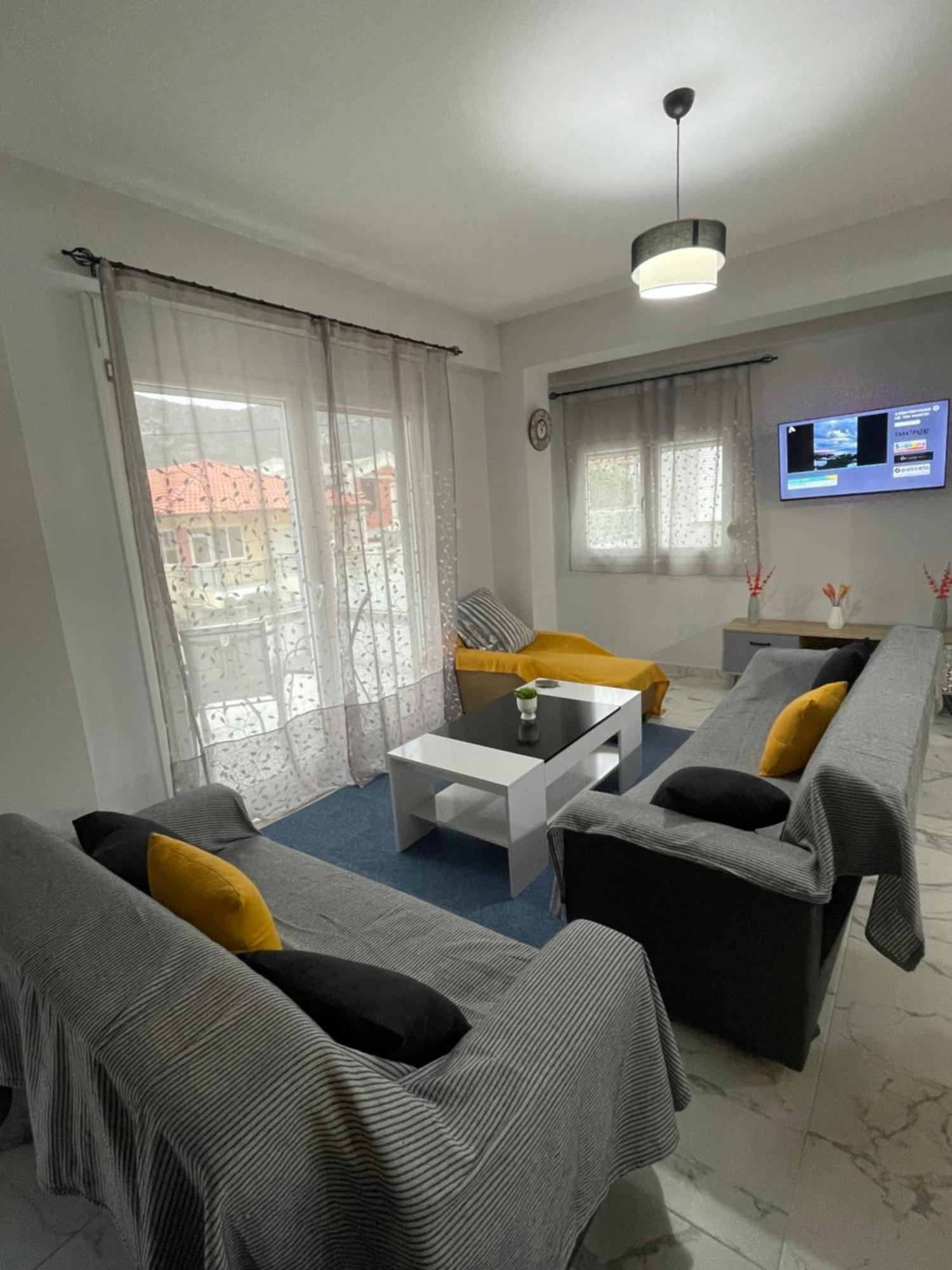 Chara'S House Lägenhet Kavala Exteriör bild