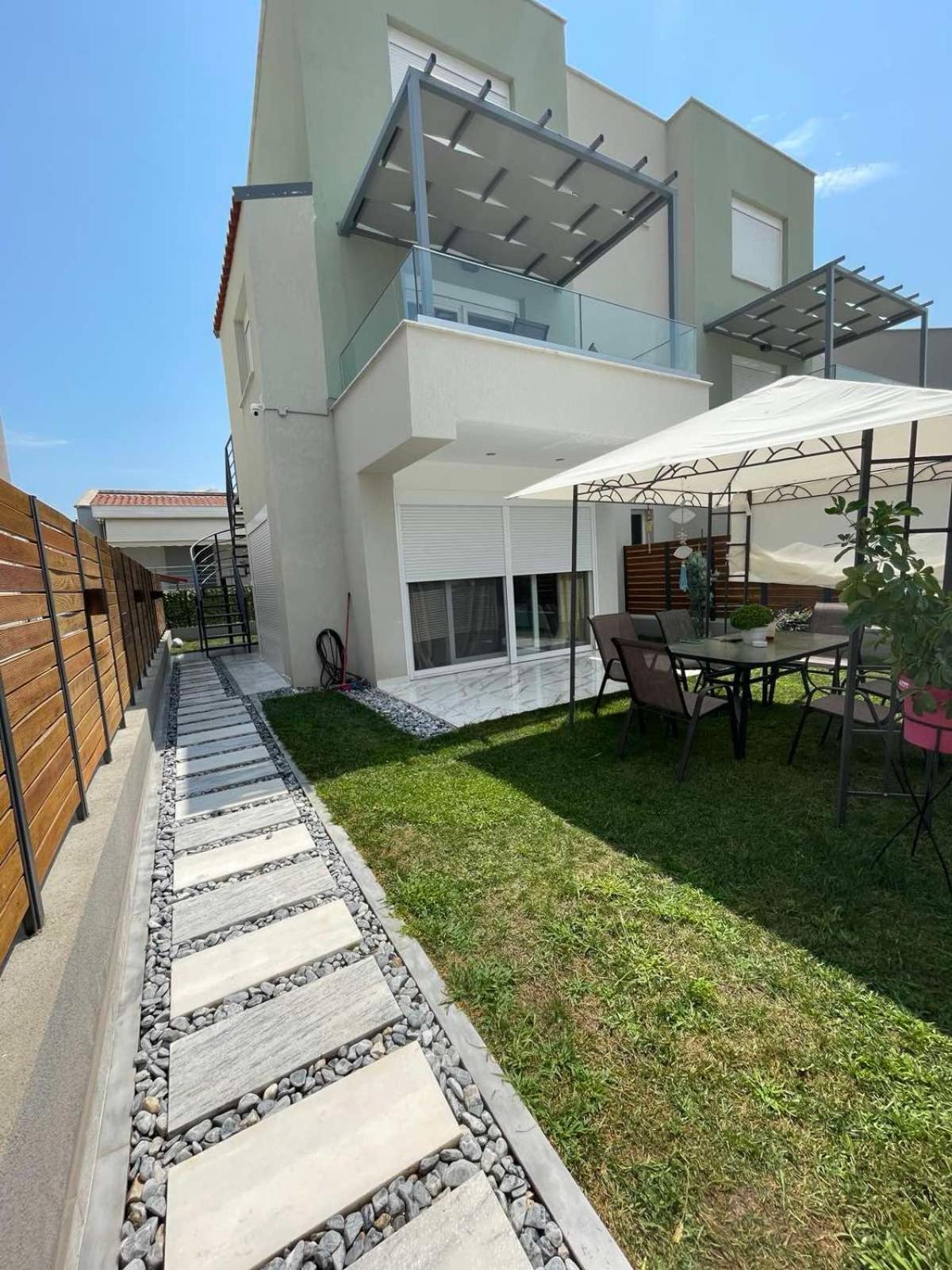 Chara'S House Lägenhet Kavala Exteriör bild